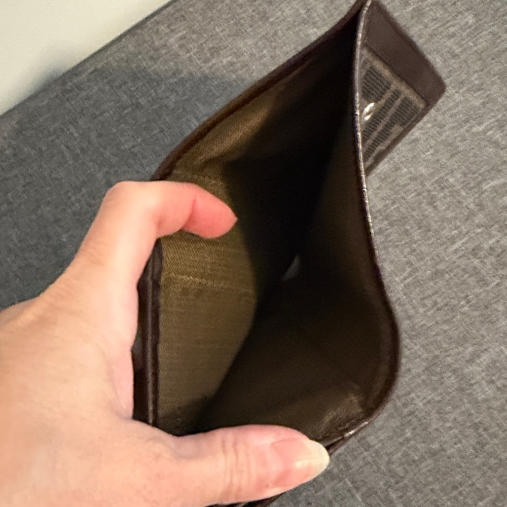 Fendi Compact Wallet - Picture 8 of 13